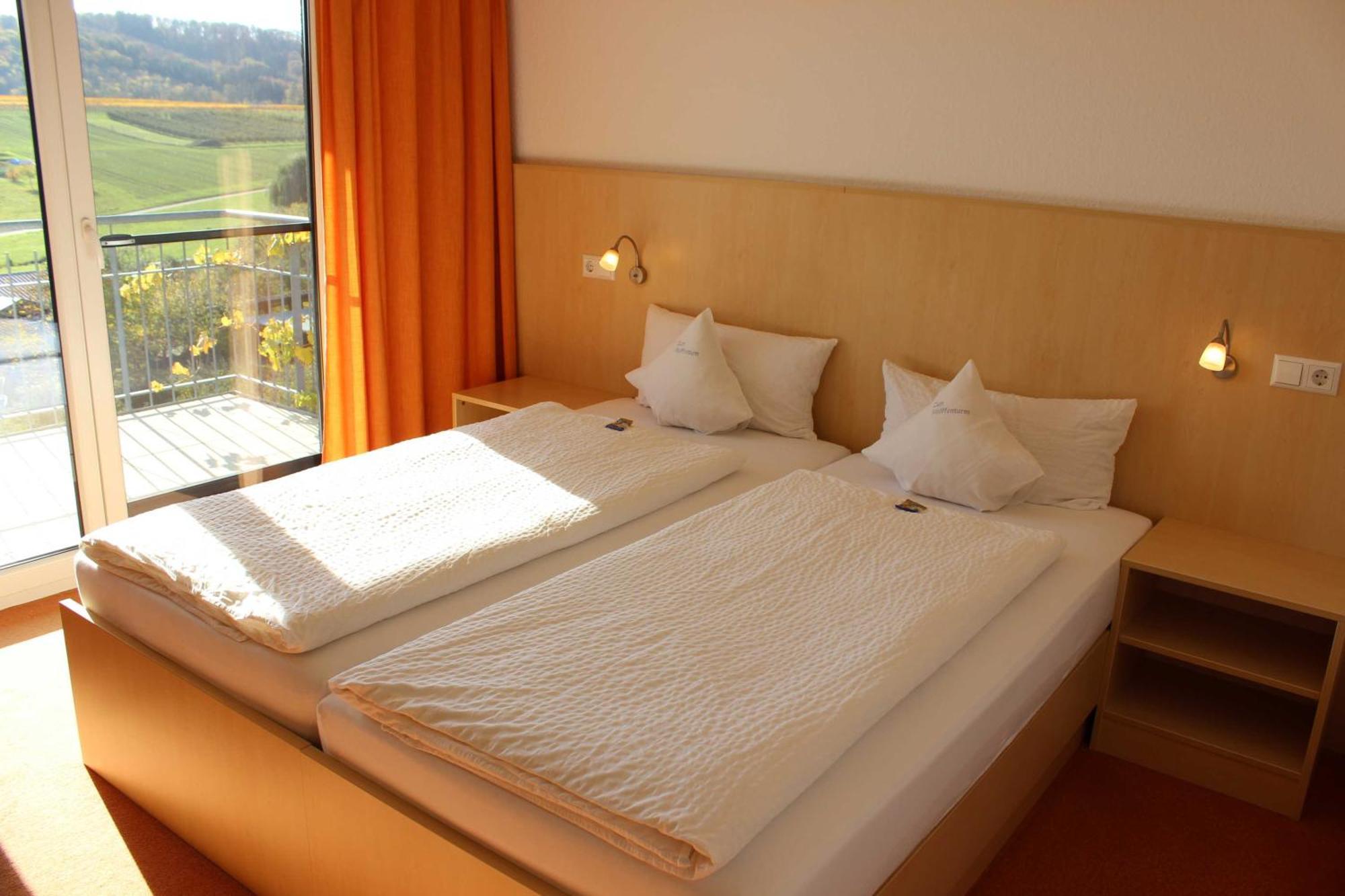 Gaestehaus Zum Wolffenturm Lehrensteinsfeld Room photo